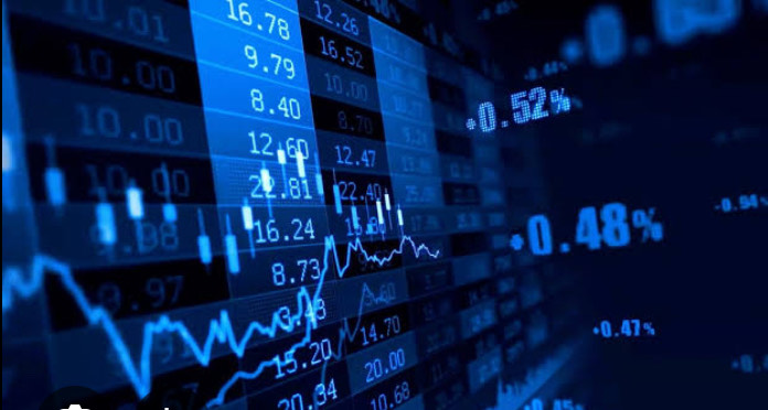 ASX Gains as Tech and Banks Lead, But Gold Miners Drag on Broader Rally